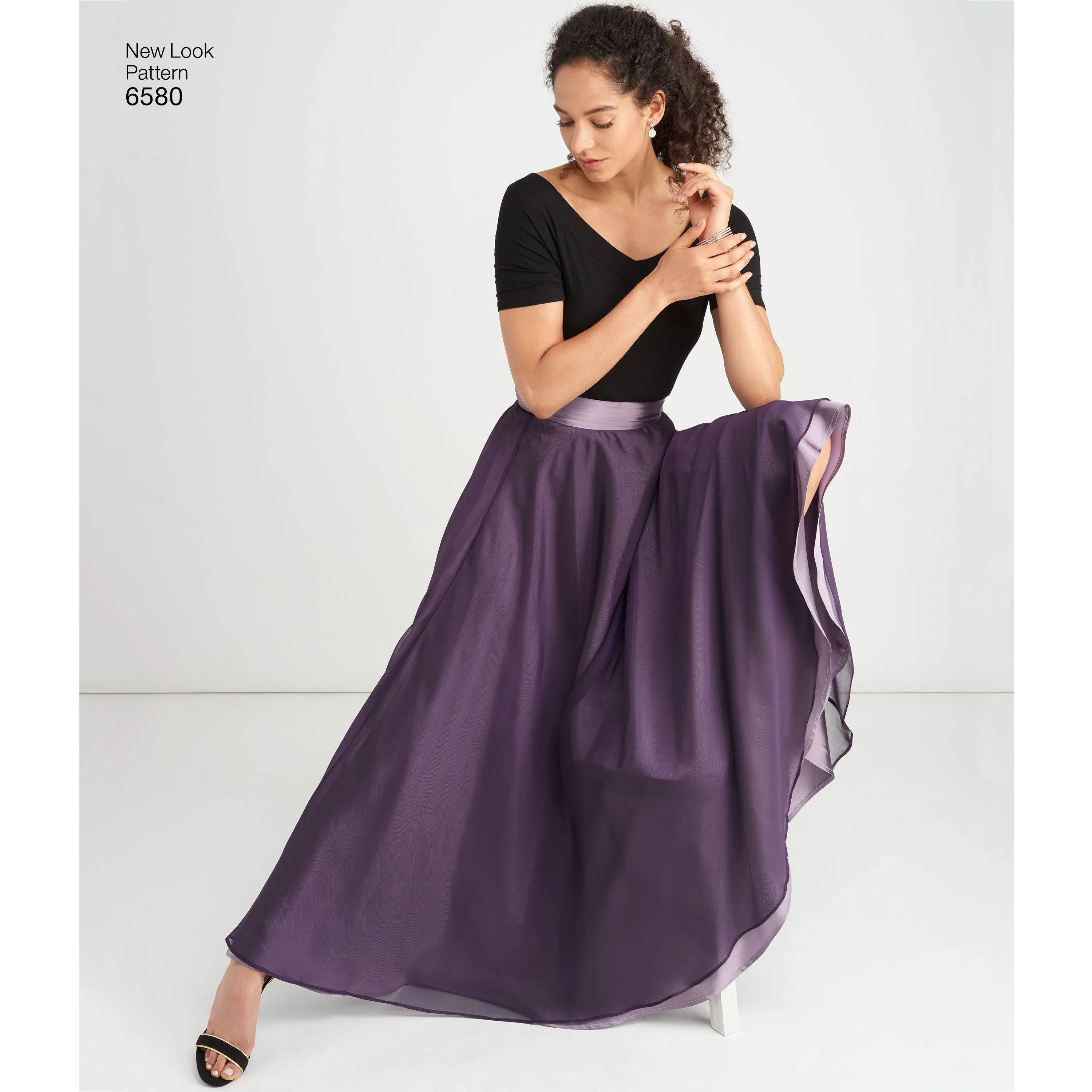 6580 New Look Pattern 6580 Misses' Circle Skirt