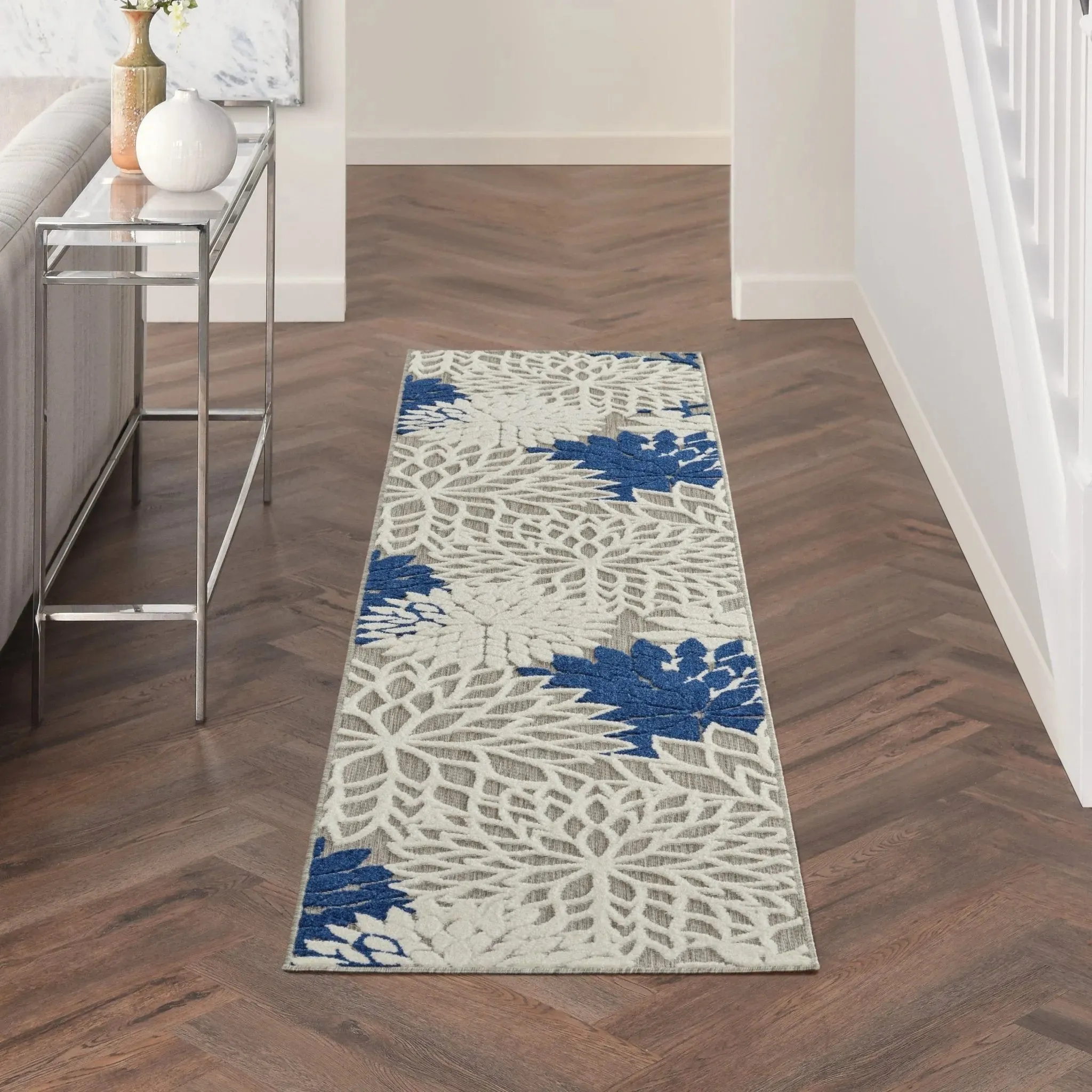 Aloha ALH05 Ivory/Navy Rug