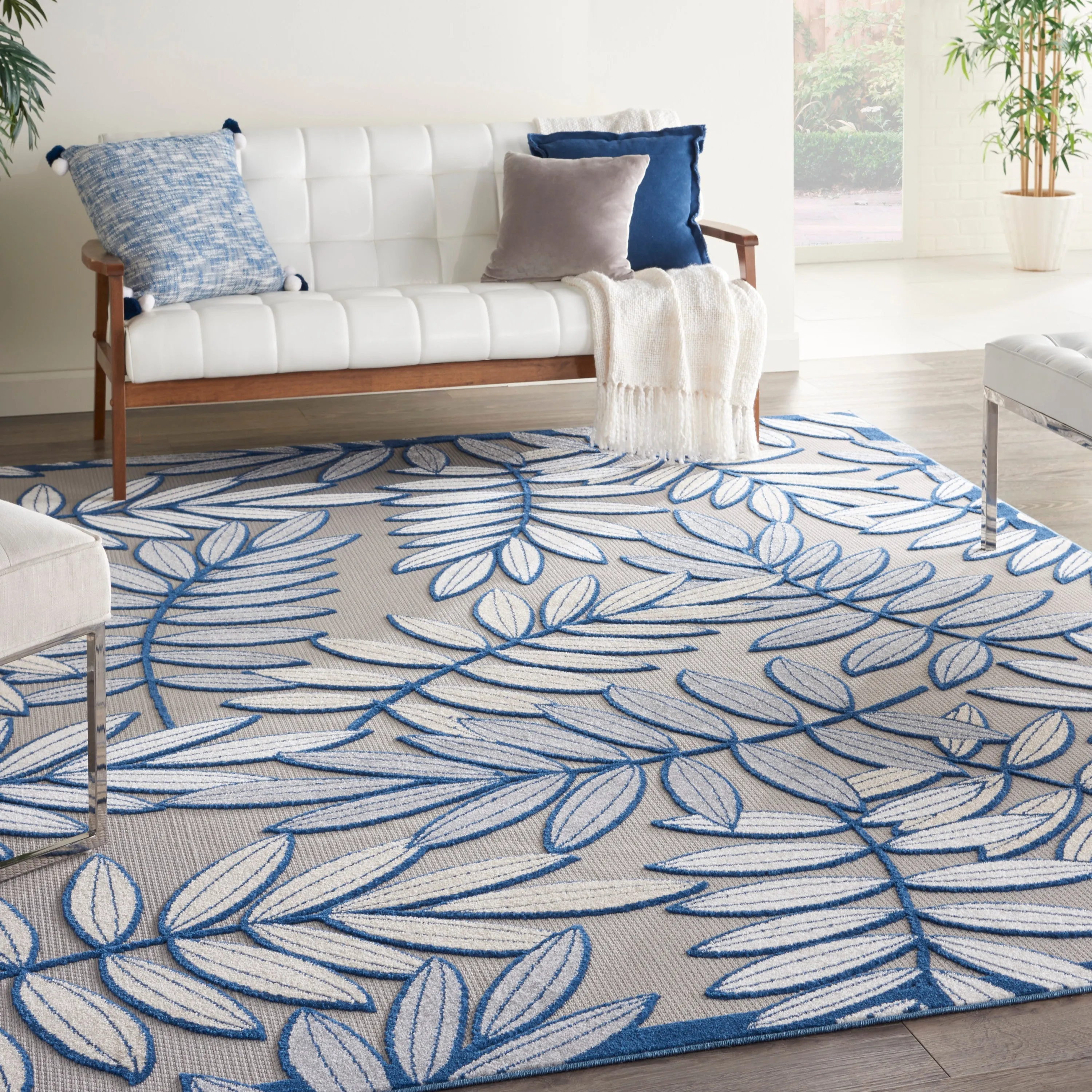 Aloha Ivory/Navy Rug