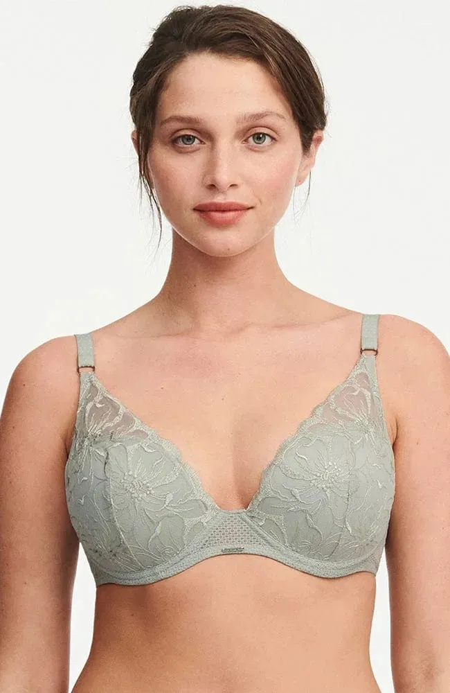 Fleurs Plunge T-shirt Bra and Tanga Set